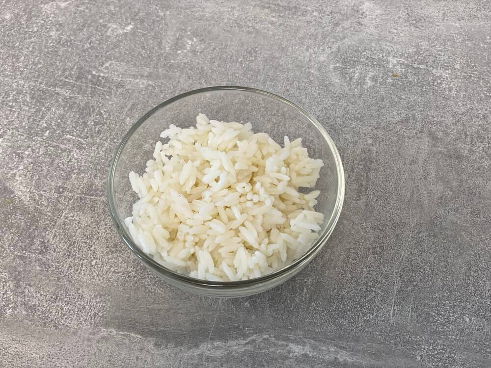 Сварить рис для йогуртового супа